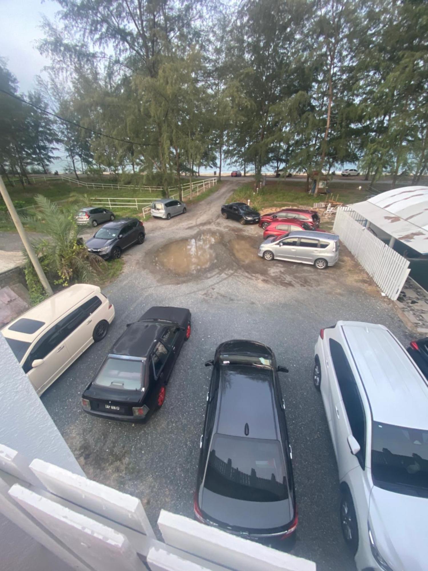 Paka Tamim Seaview Hotel Екстер'єр фото